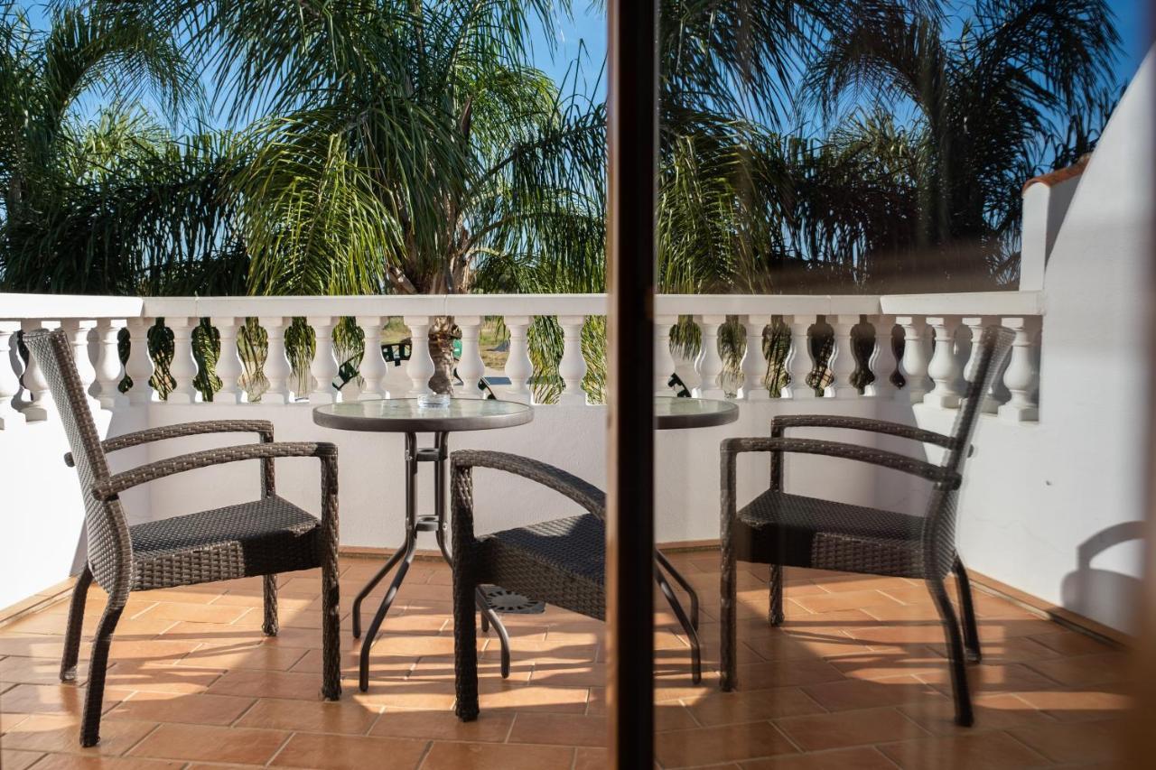 Hostal Cabo Roche Conil De La Frontera Ngoại thất bức ảnh