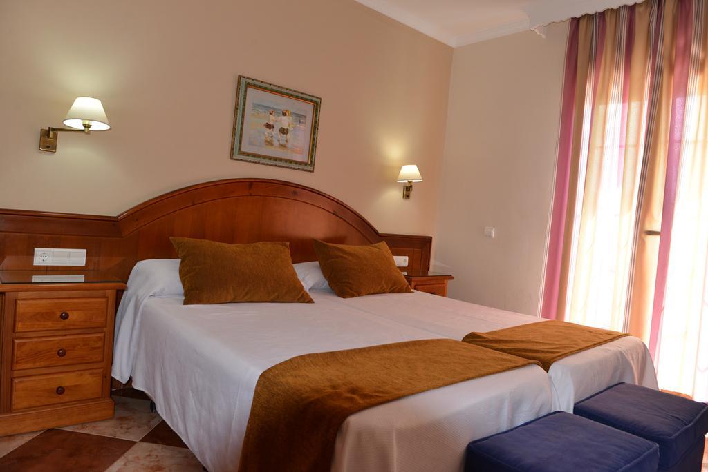 Hostal Cabo Roche Conil De La Frontera Ngoại thất bức ảnh